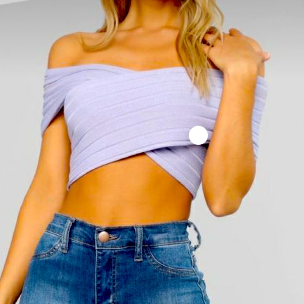 NWT Fashion Nova “impossible to love” top
